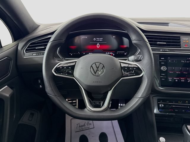 Used 2024 Volkswagen Tiguan SE R-Line AWD/4WD image 11