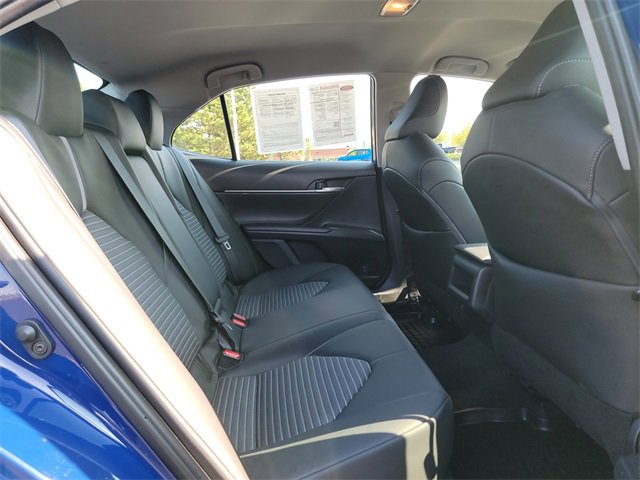 Used 2024 Toyota Camry SE image 18