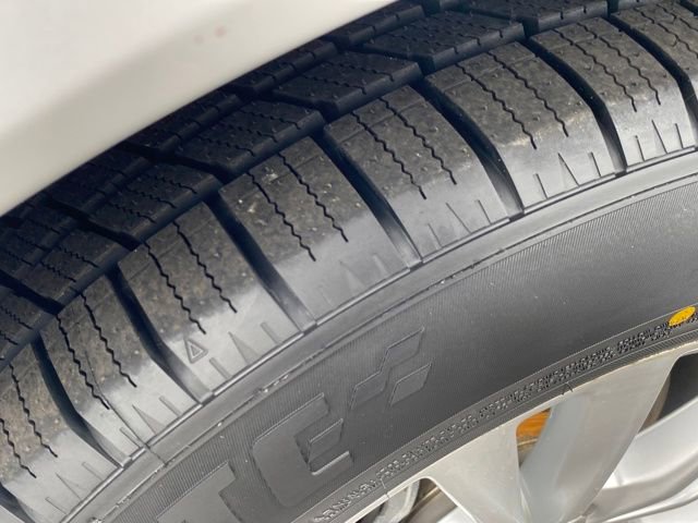 Certified 2024 Cadillac XT6 Luxury w/ LPO, Floor Liner Package image 24