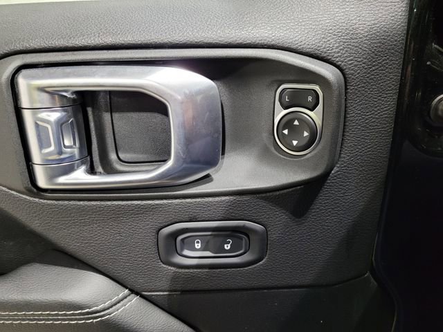 Used 2021 Jeep Wrangler Unlimited Sahara w/ Cold Weather Group image 41