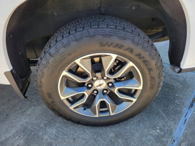 Used 2024 Chevrolet Silverado 1500 RST w/ LPO, Dark Essentials Package image 8