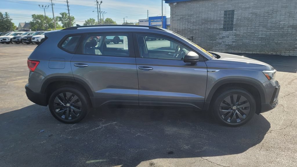 Used 2022 Volkswagen Taos S FWD image 14