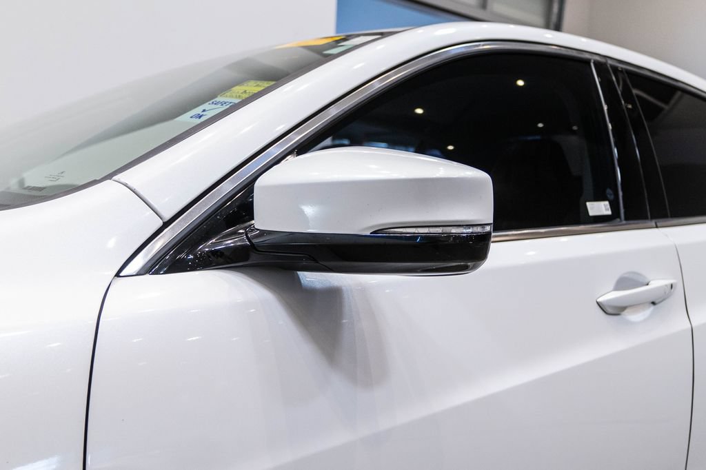 Used 2019 Acura TLX w/ Technology Package FWD image 11