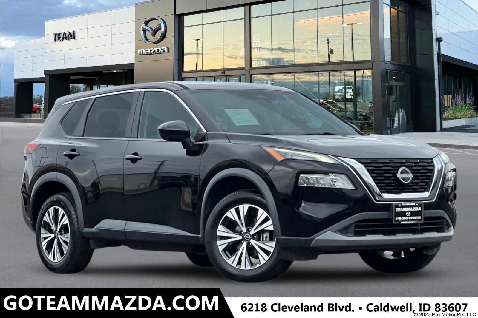 Used 2023 Nissan Rogue SV AWD/4WD image 1