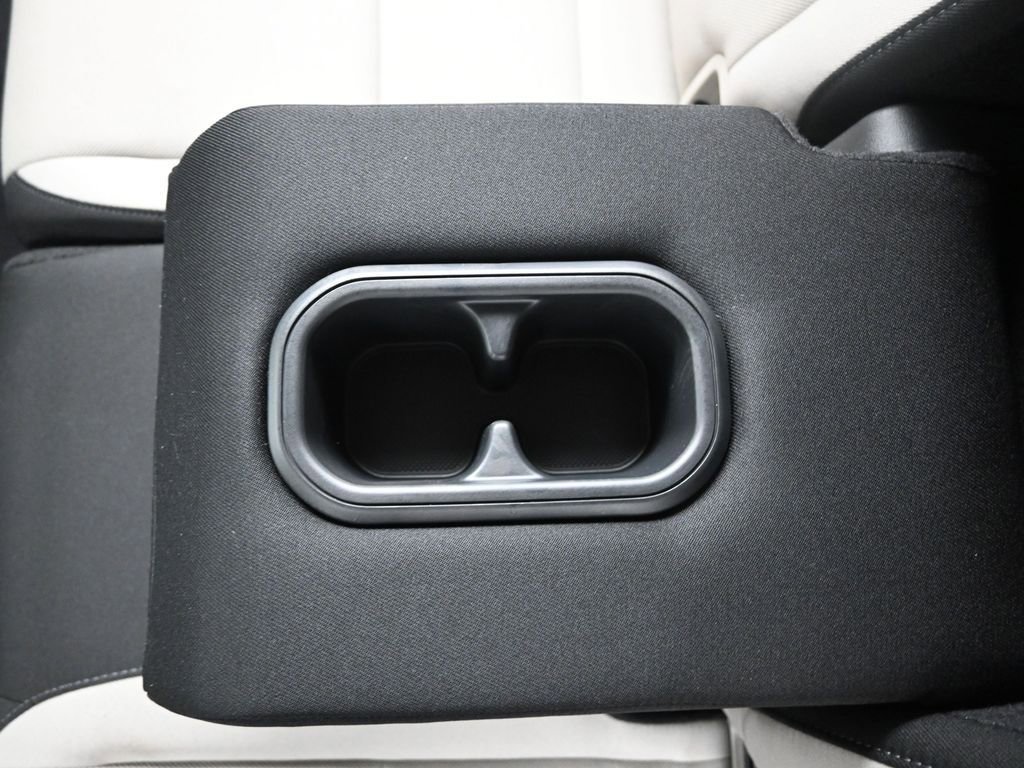 Used 2025 Honda CR-V LX image 19