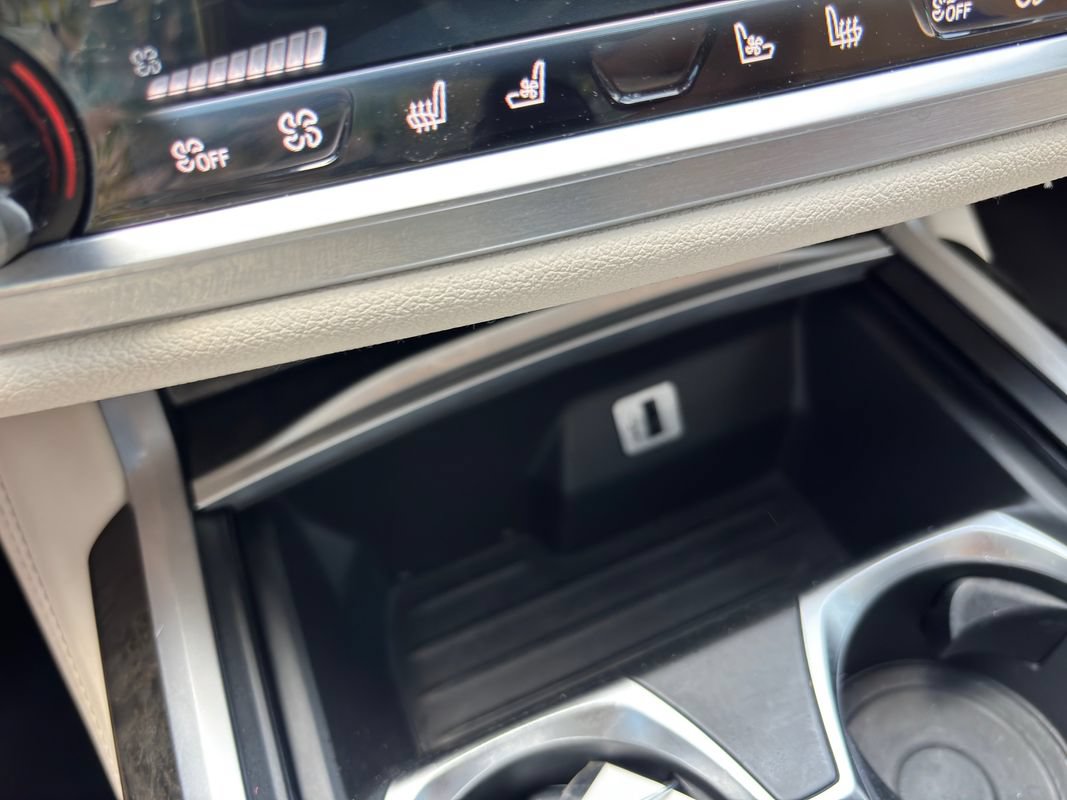 Used 2016 BMW 750i xDrive AWD/4WD image 32