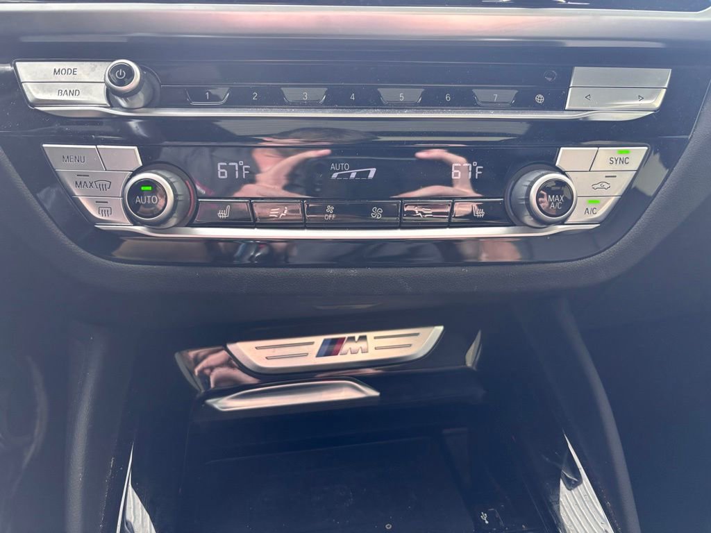 Used 2020 BMW X4 M40i w/ Premium Package image 29