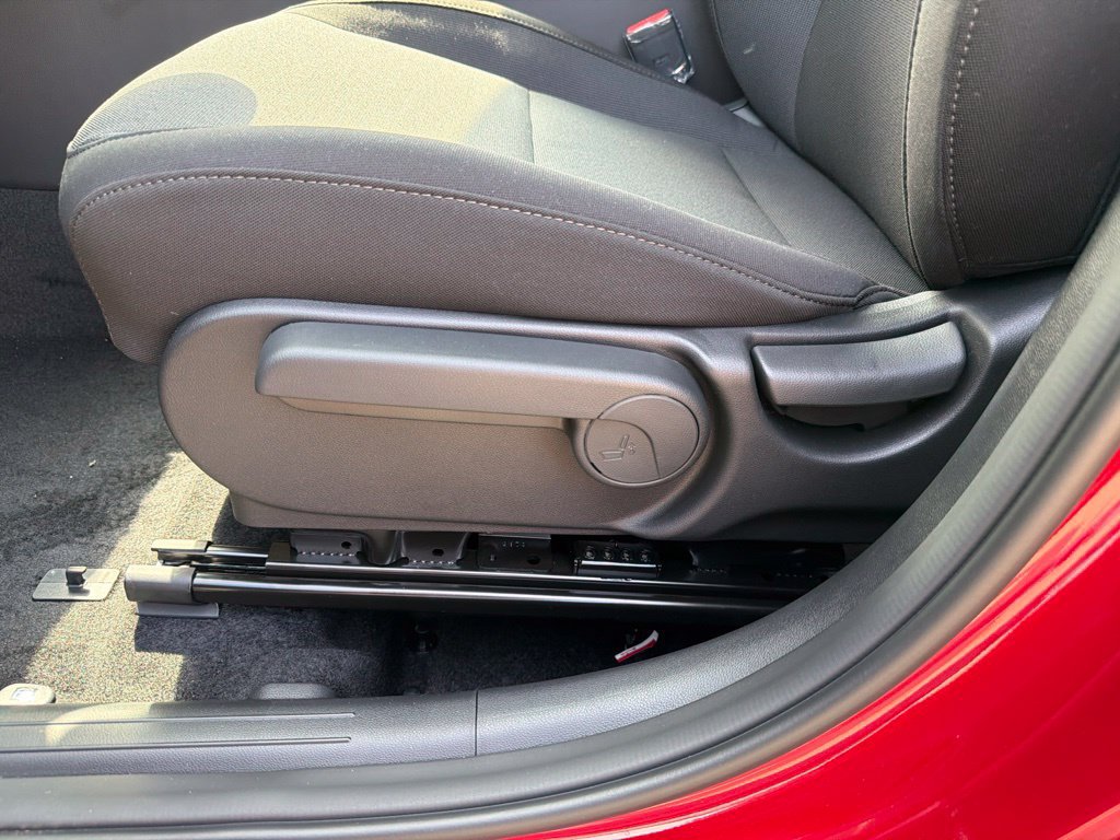 New 2027 Hyundai Kona SE AWD/4WD image 14