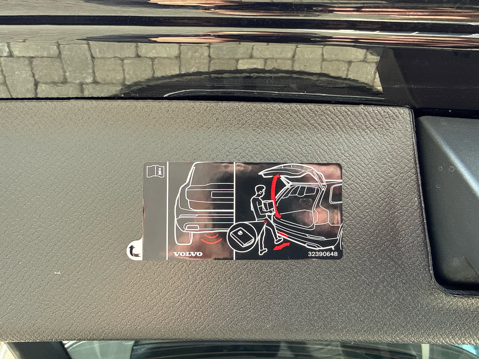 Used 2026 Volvo XC90 B6 Ultra w/ Protection Package Premier image 29