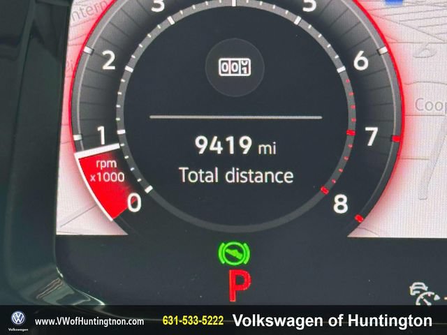 Certified 2025 Volkswagen GTI Autobahn FWD image 27