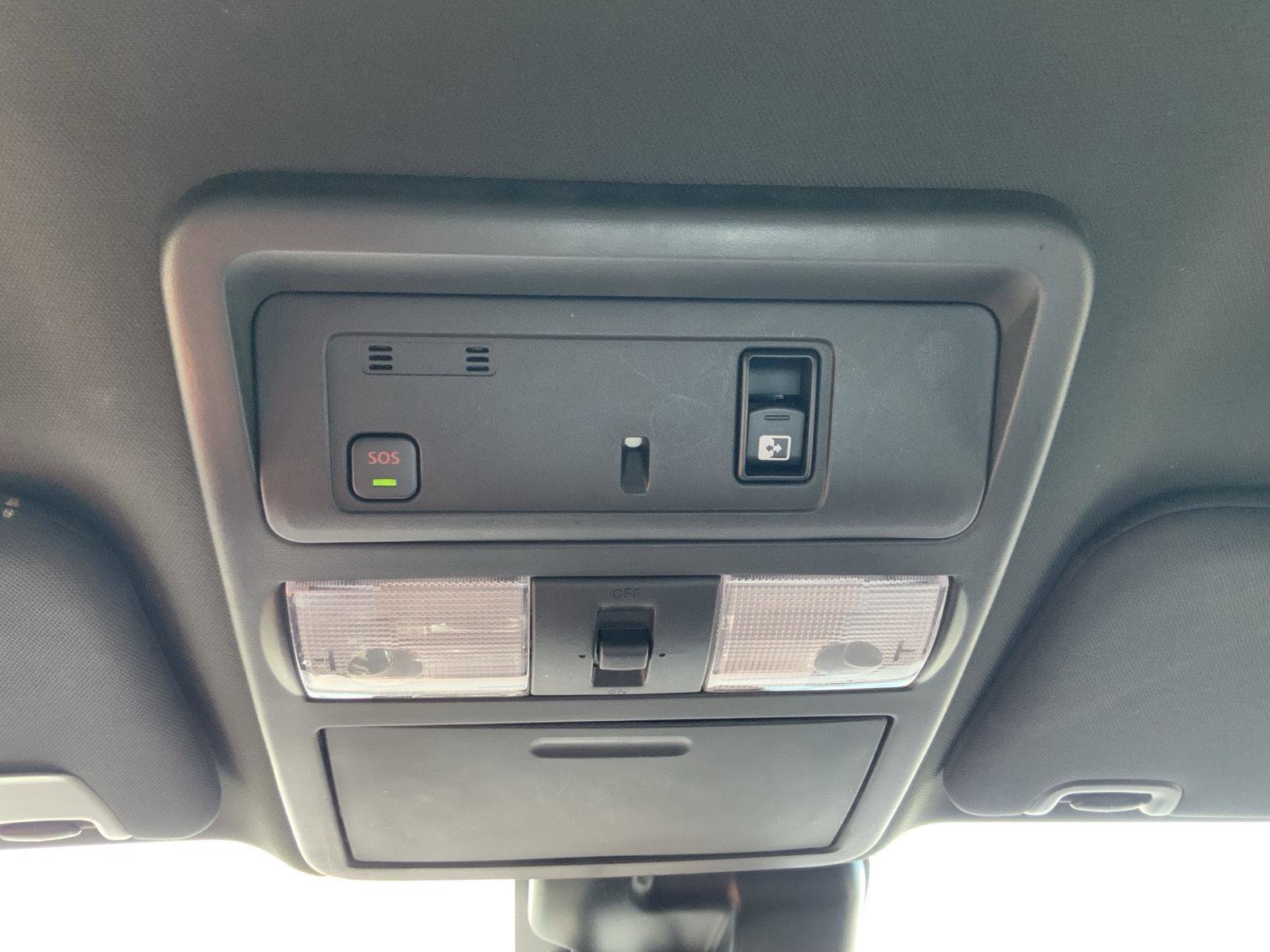 Used 2023 Nissan Titan PRO-4X AWD/4WD image 48