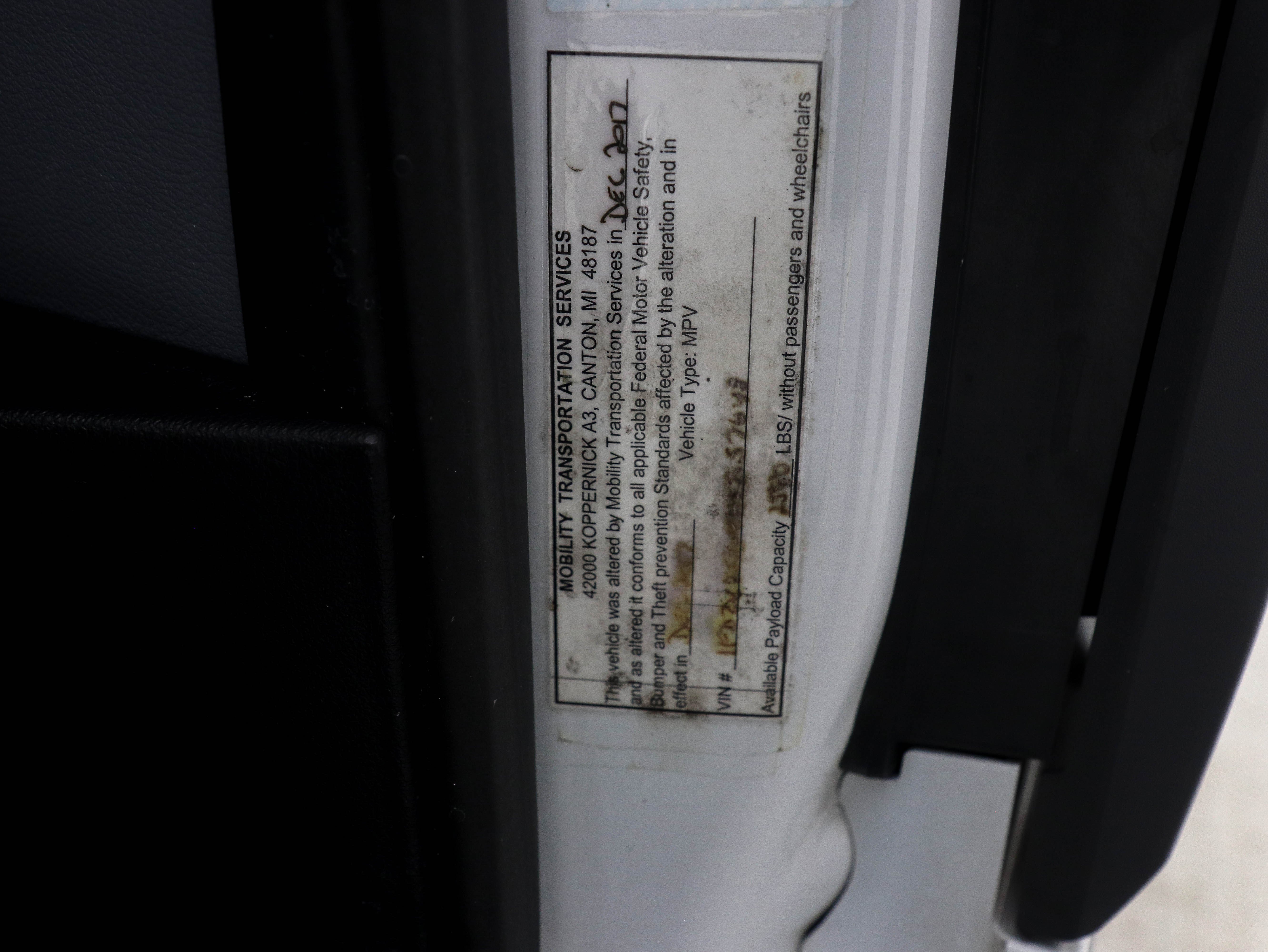 Used 2017 Ford Transit 350 XL image 39