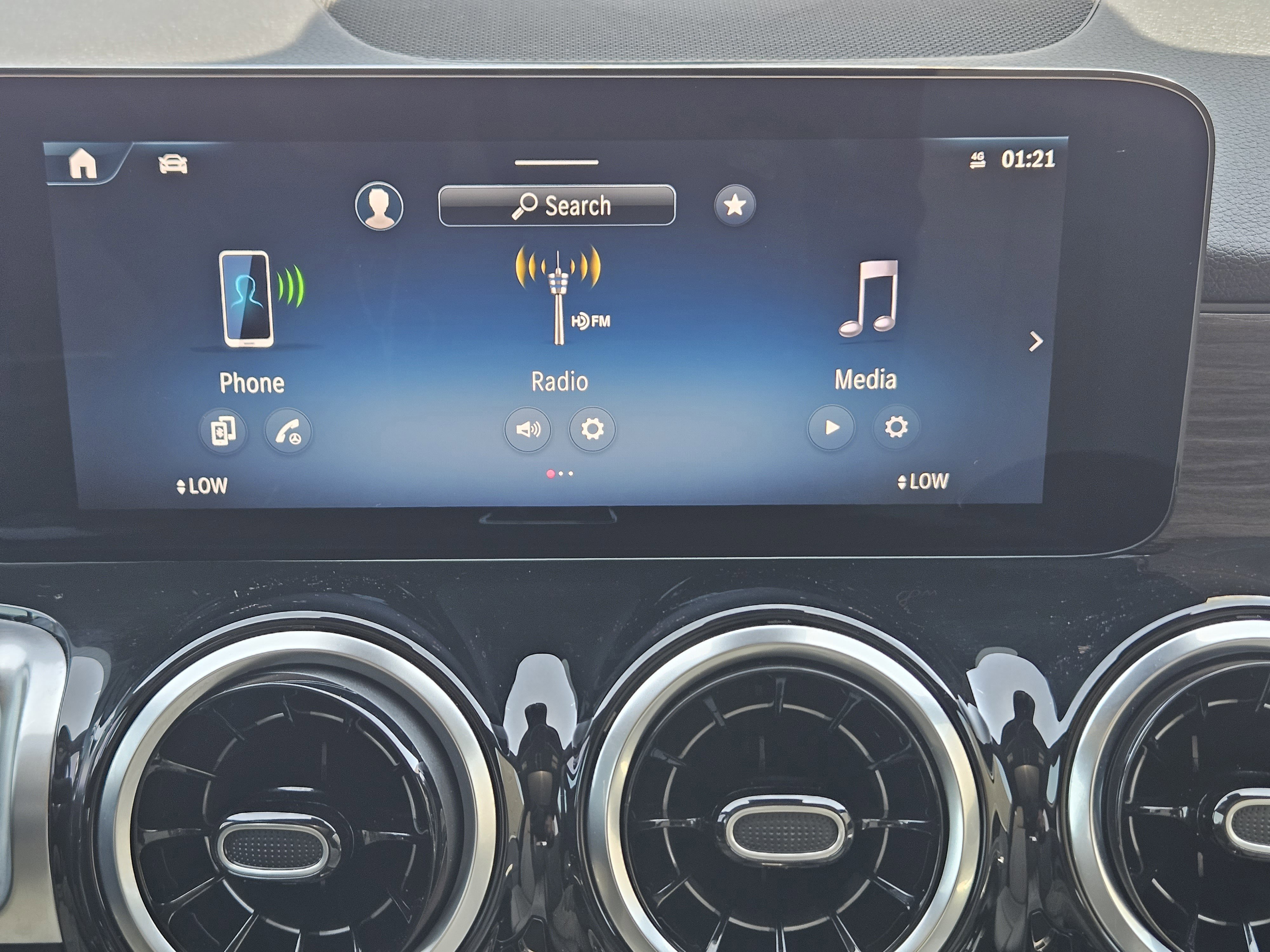 Certified 2026 Mercedes-Benz GLB 250 image 10