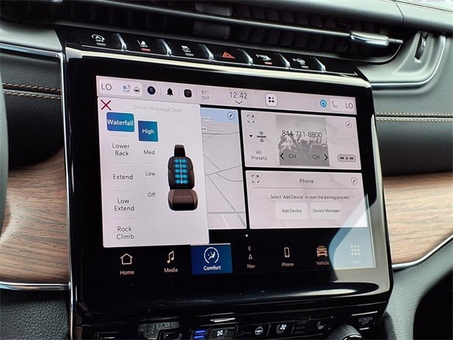 Used 2023 Jeep Grand Cherokee Summit w/ Adv Protech Group IV image 16