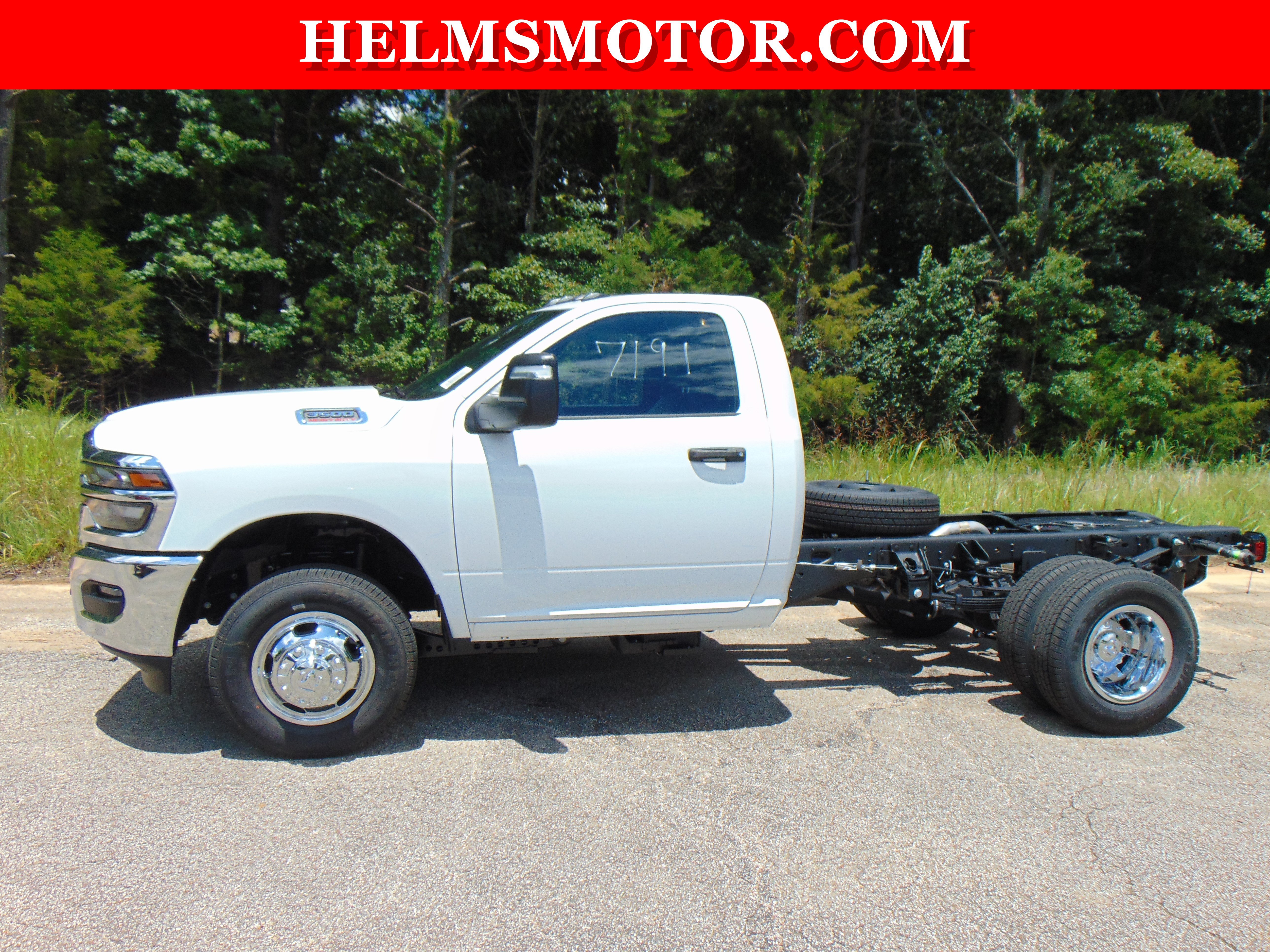 New 2026 RAM 3500 Tradesman w/ Chrome Appearance Group A AWD/4WD image 1