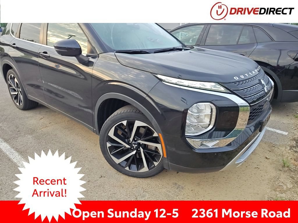 Used 2023 Mitsubishi Outlander SE