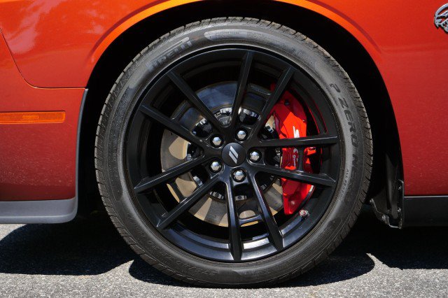 Used 2022 Dodge Challenger SRT Hellcat w/ Plus Package RWD image 12