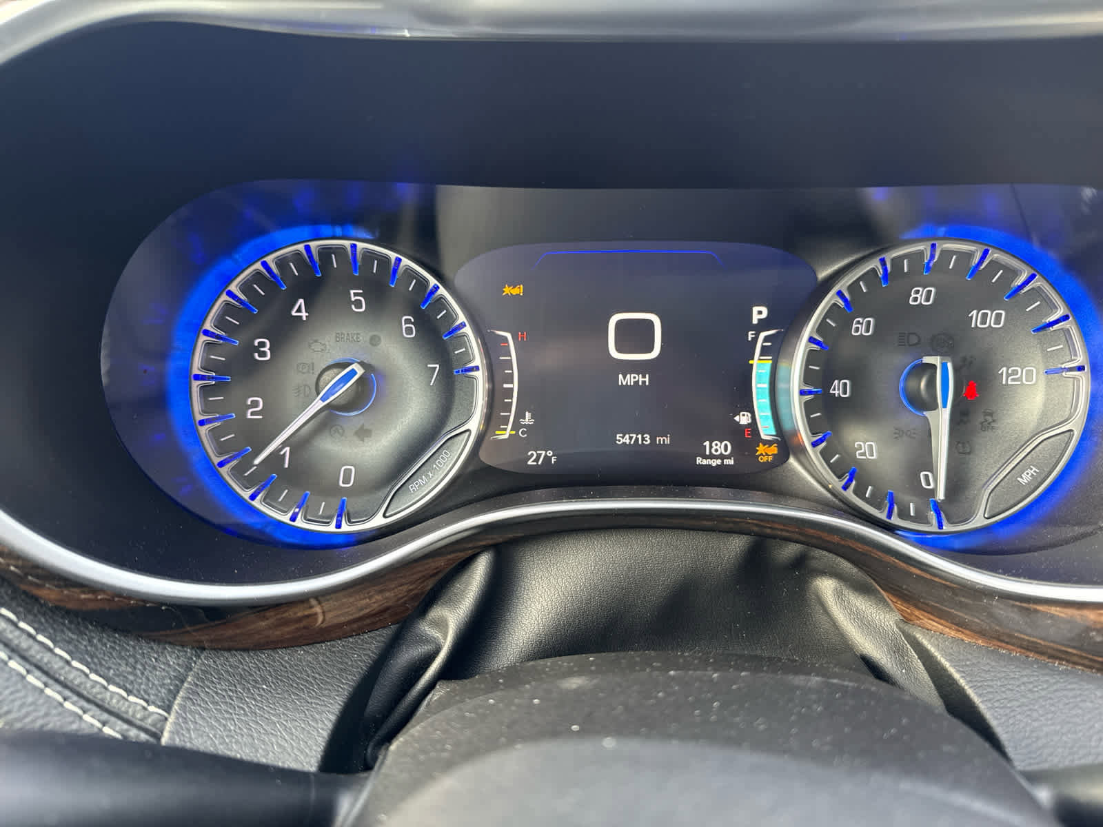 Used 2024 Chrysler Pacifica Limited image 15