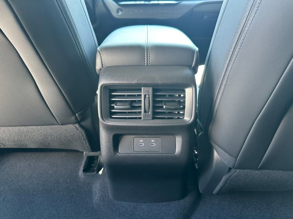 New 2025 Nissan Murano SV w/ Cargo Package AWD/4WD image 20