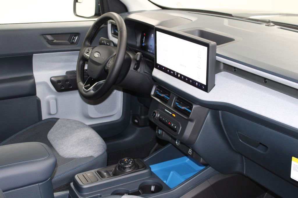 New 2025 Ford Maverick XLT w/ XLT Luxury Package image 28