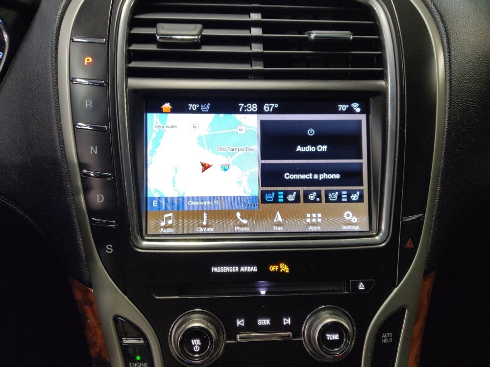 Used 2018 Lincoln MKX Reserve w/ Driver Assistance Package AWD/4WD image 25