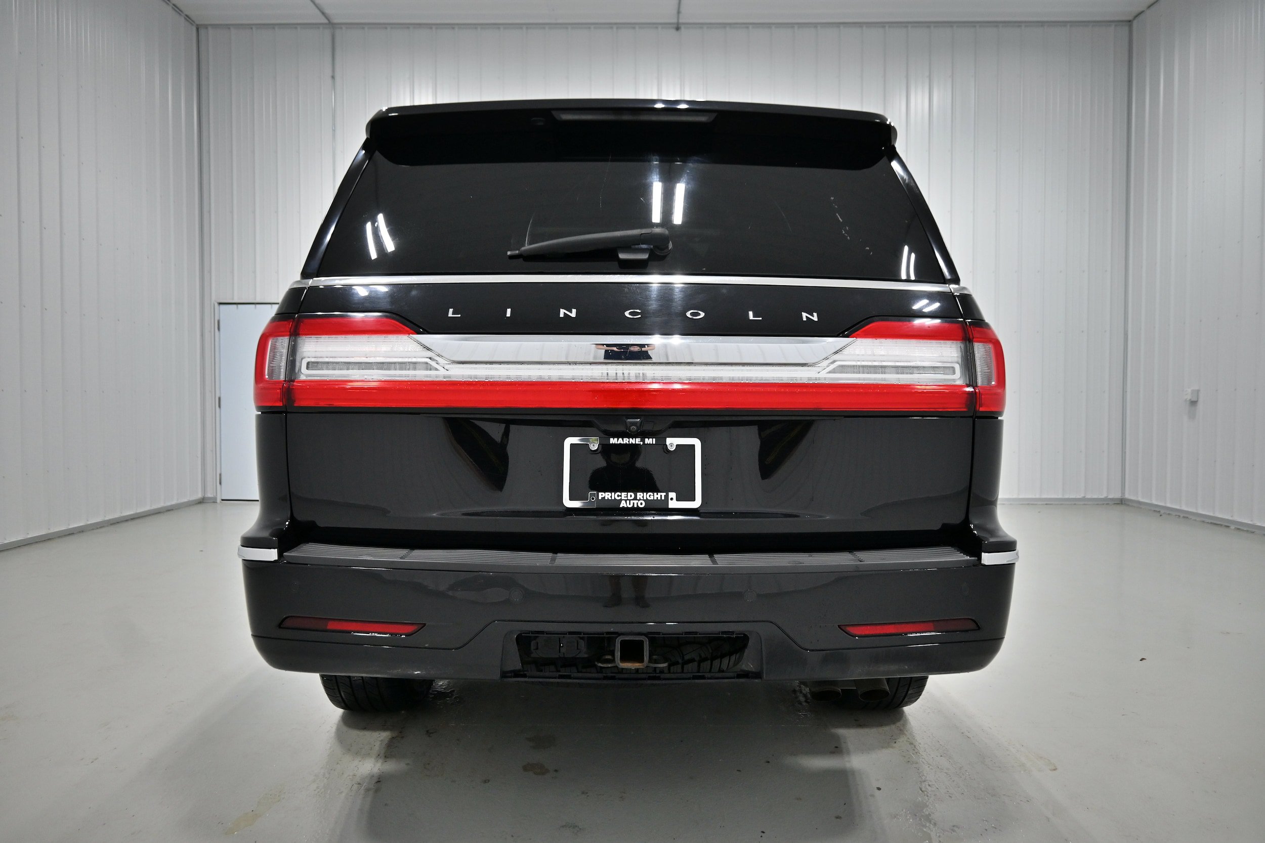 Used 2021 Lincoln Navigator Reserve AWD/4WD image 36