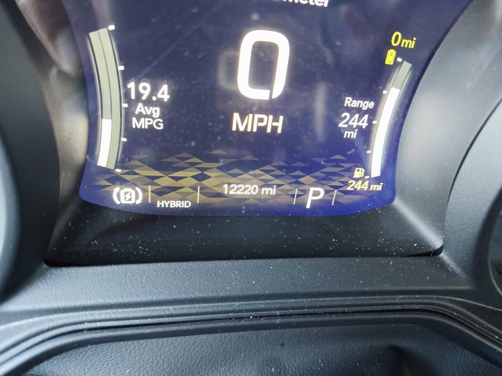 Used 2025 Jeep Wrangler Unlimited Sahara w/ Safety Group image 23