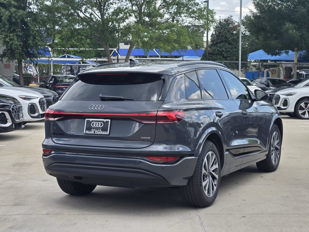 New 2027 Audi Q6 e-tron Premium AWD/4WD image 9