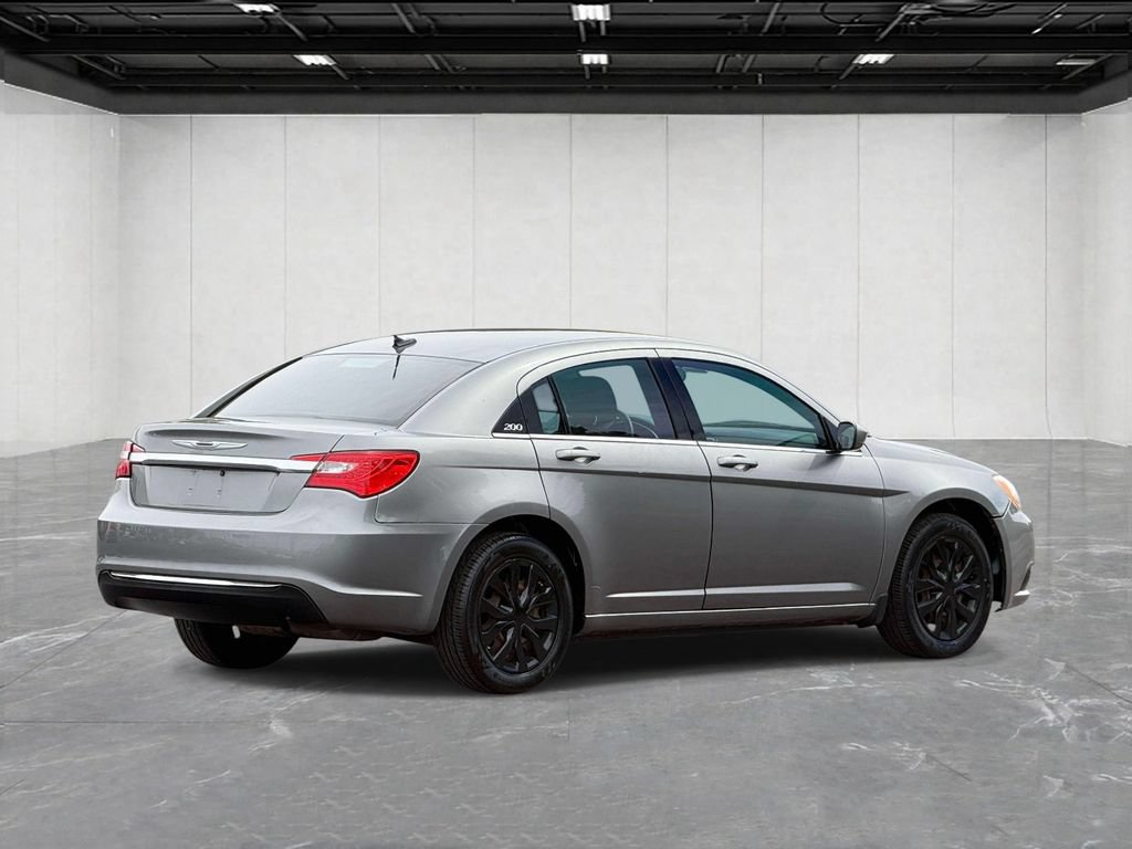 Used 2012 Chrysler 200 LX FWD image 5