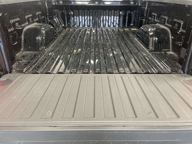 New 2026 Chevrolet Silverado 1500 W/T AWD/4WD image 25