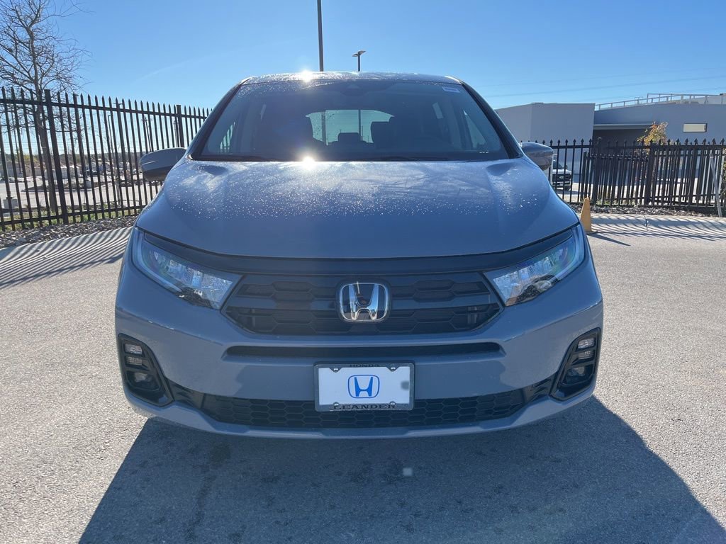Used 2026 Honda Odyssey Elite image 2