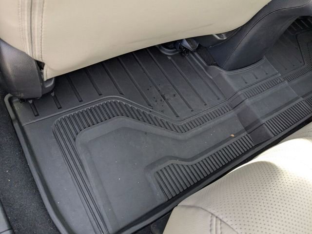 Certified 2024 Honda HR-V EX-L image 32
