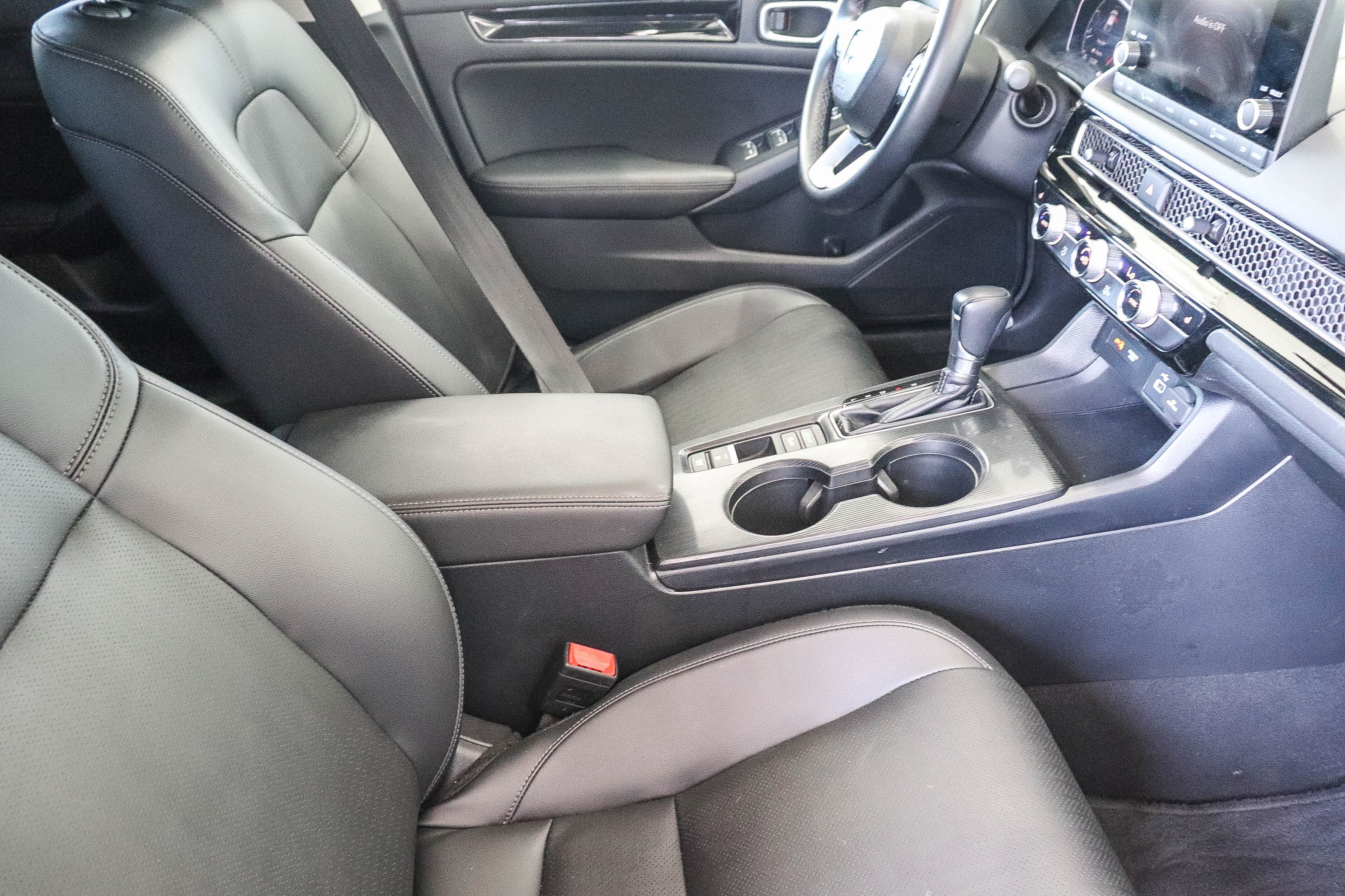 Certified 2024 Honda Civic EX-L image 19
