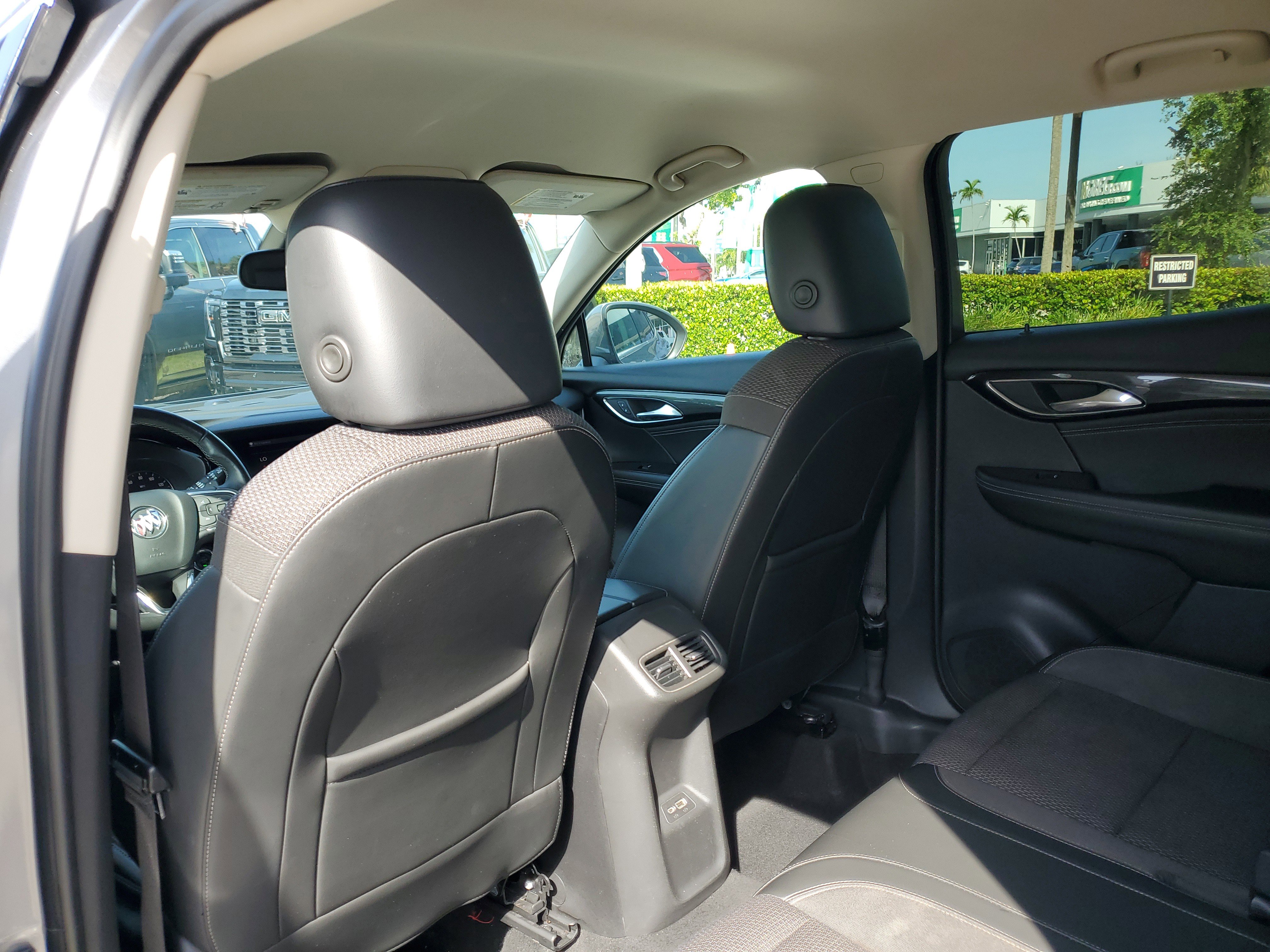 Used 2021 Buick Envision Preferred image 14