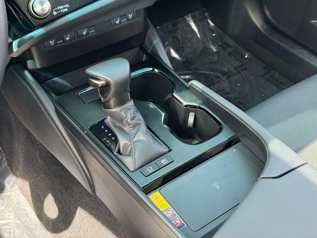 Used 2025 Lexus ES 300h w/ Premium Package FWD image 15