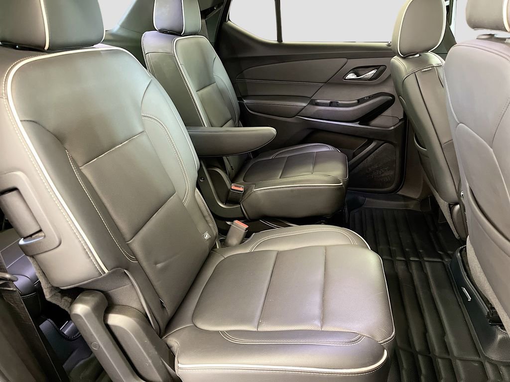 Used 2023 Chevrolet Traverse Premier AWD/4WD image 30