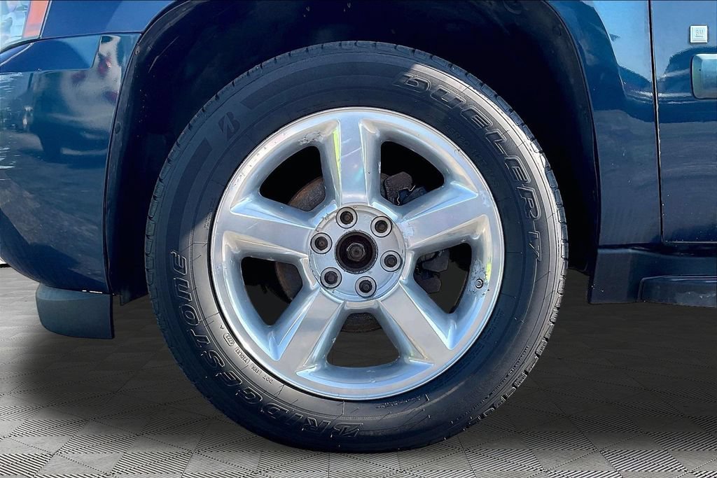 Used 2007 Chevrolet Suburban LT AWD/4WD image 32