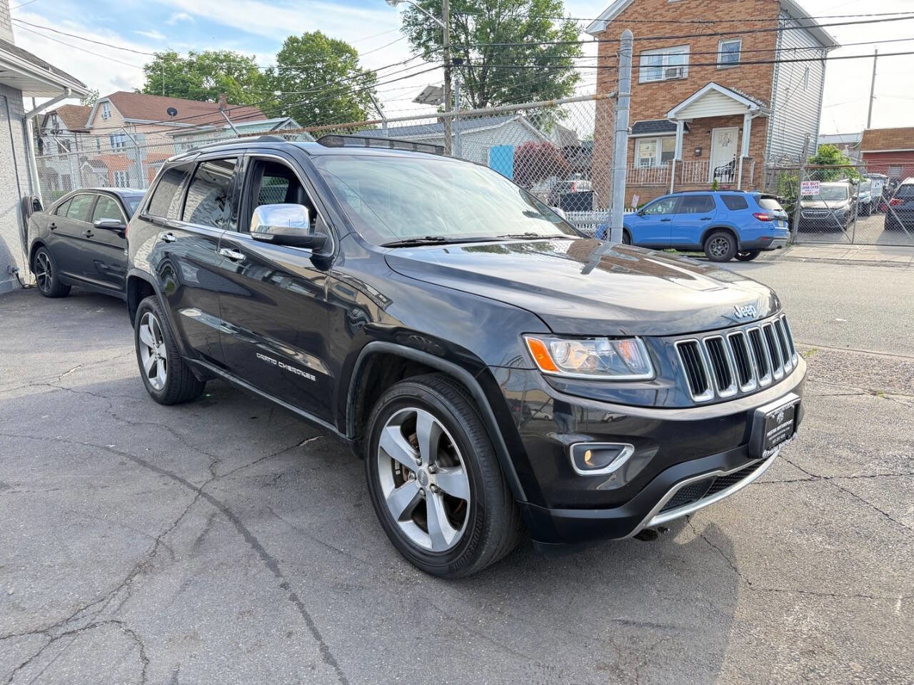 Used 2015 Jeep Grand Cherokee Limited AWD/4WD image 9