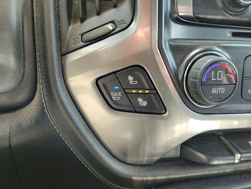 Used 2015 Chevrolet Silverado 1500 LTZ AWD/4WD image 18