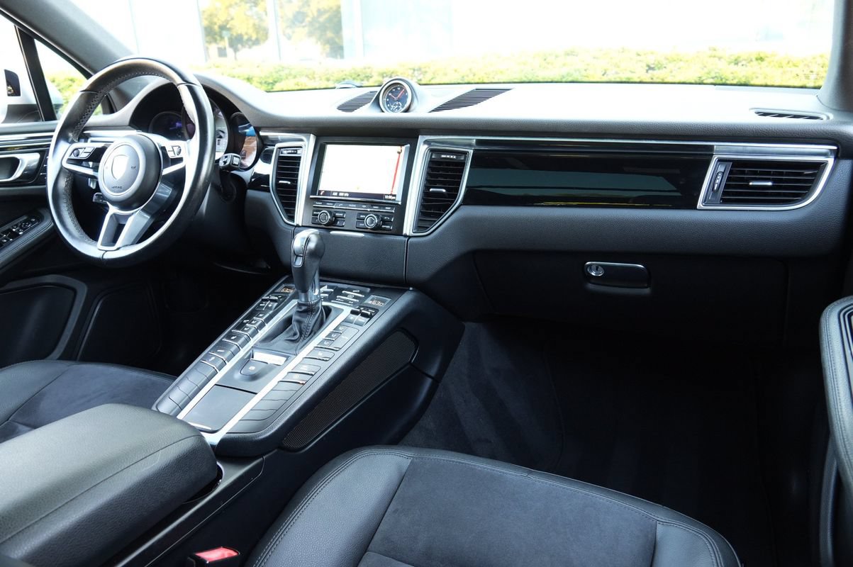 Used 2016 Porsche Macan S AWD/4WD image 7
