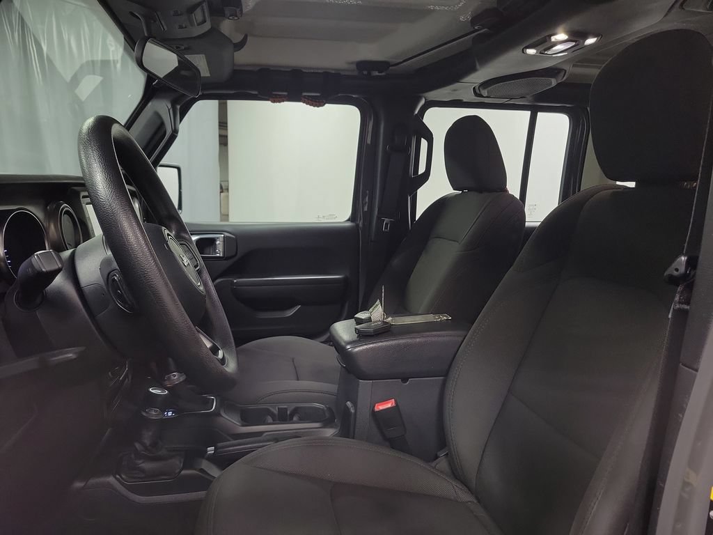 Used 2020 Jeep Wrangler Unlimited Sport AWD/4WD image 16
