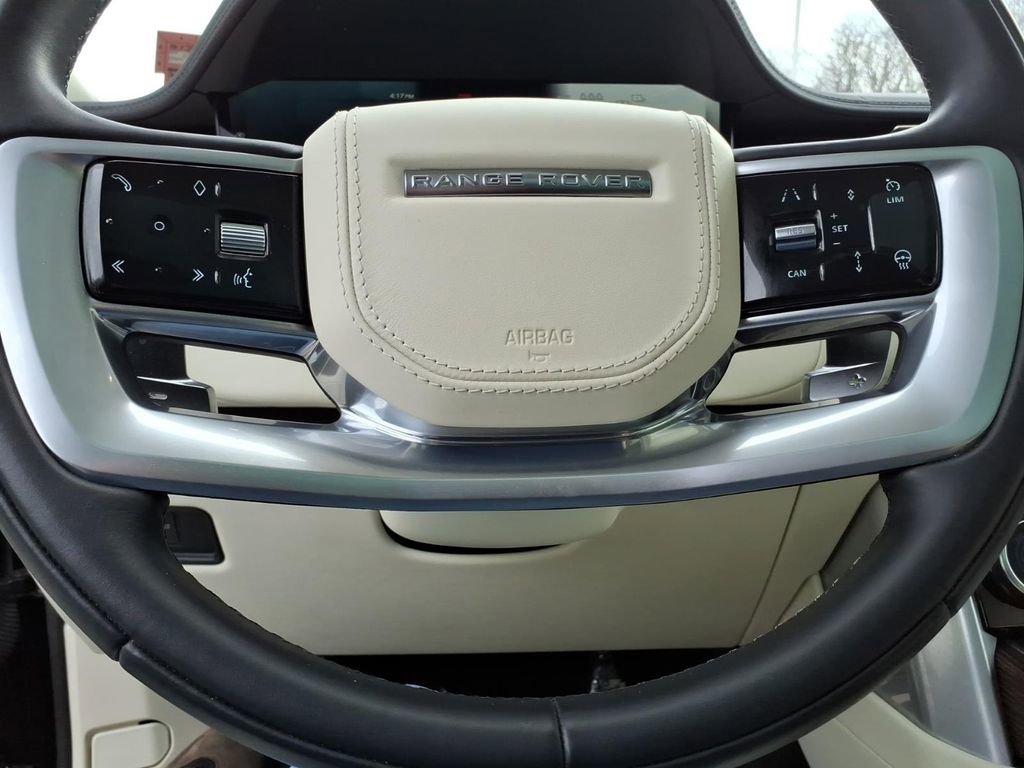 Used 2023 Land Rover Range Rover SE AWD/4WD image 19