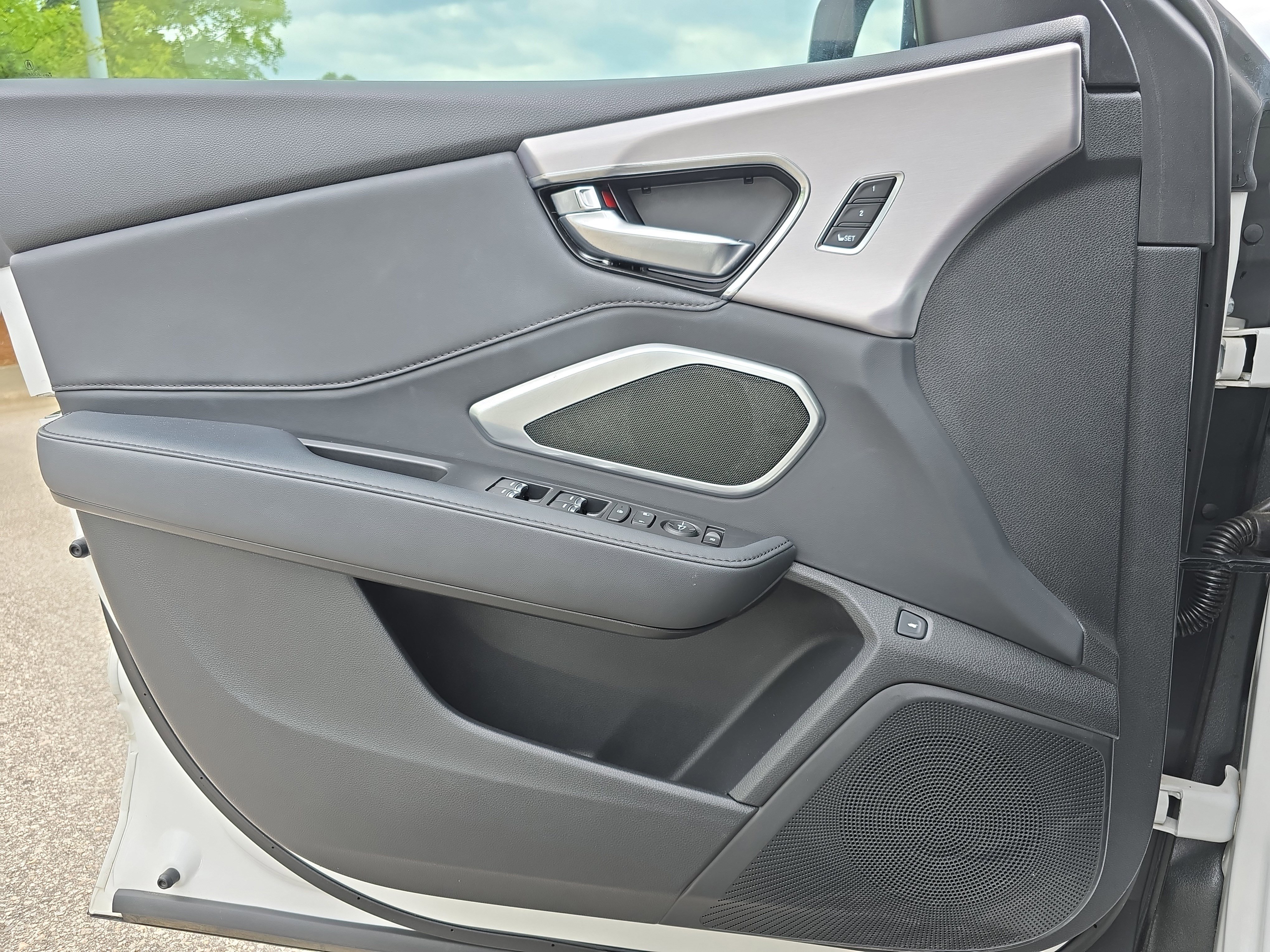 Used 2023 Acura RDX AWD image 25