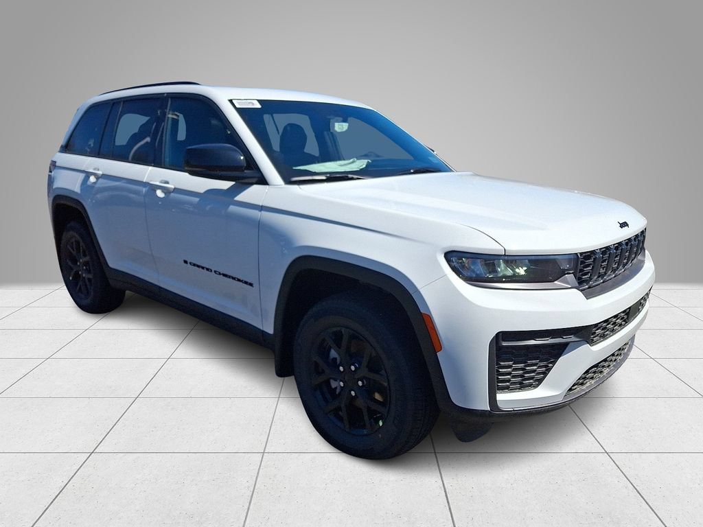 New 2026 Jeep Grand Cherokee Altitude AWD/4WD image 3