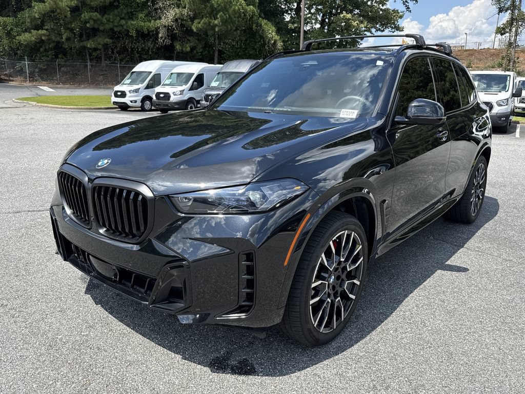 Used 2026 BMW X5 xDrive40i w/ M Sport Package AWD/4WD image 3