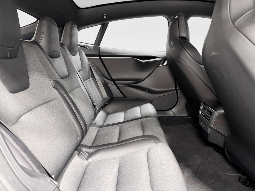 Used 2018 Tesla Model S 75D image 22