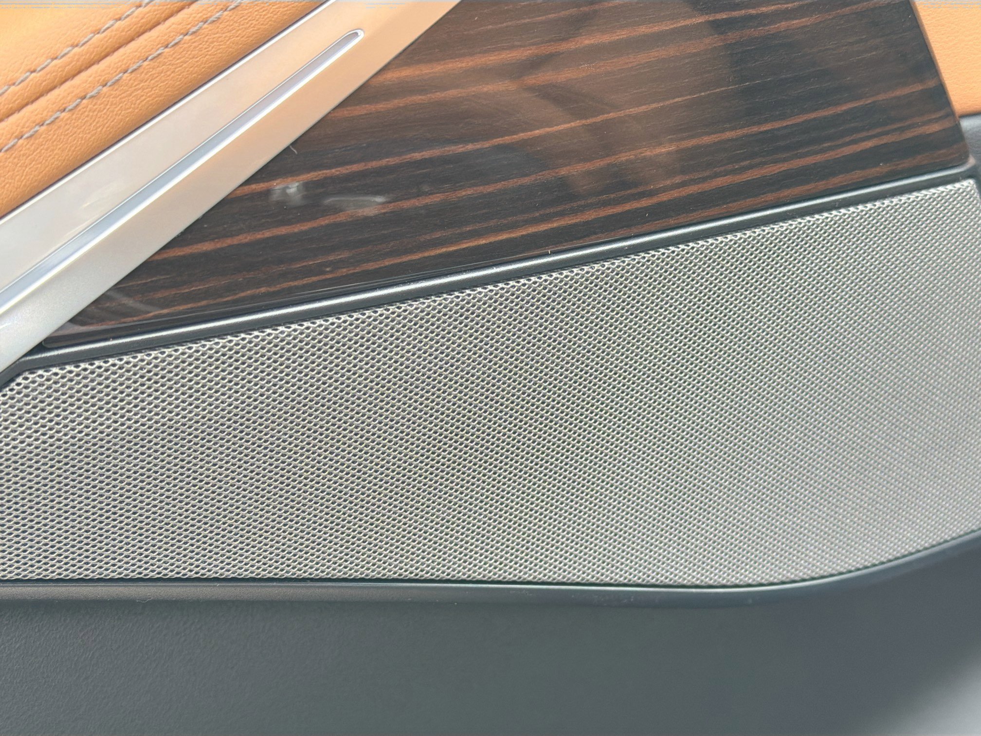 New 2026 BMW X5 xDrive50e image 23