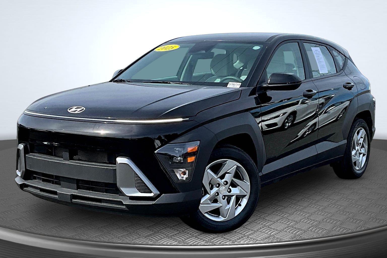 Used 2025 Hyundai Kona SE