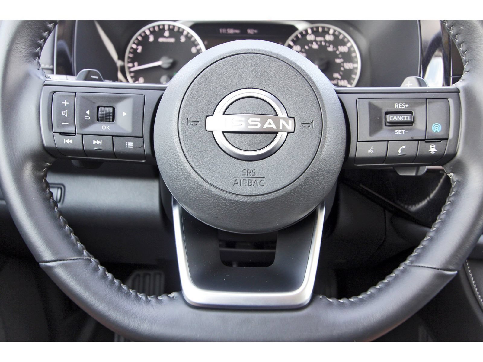 Certified 2025 Nissan Pathfinder SV FWD image 19