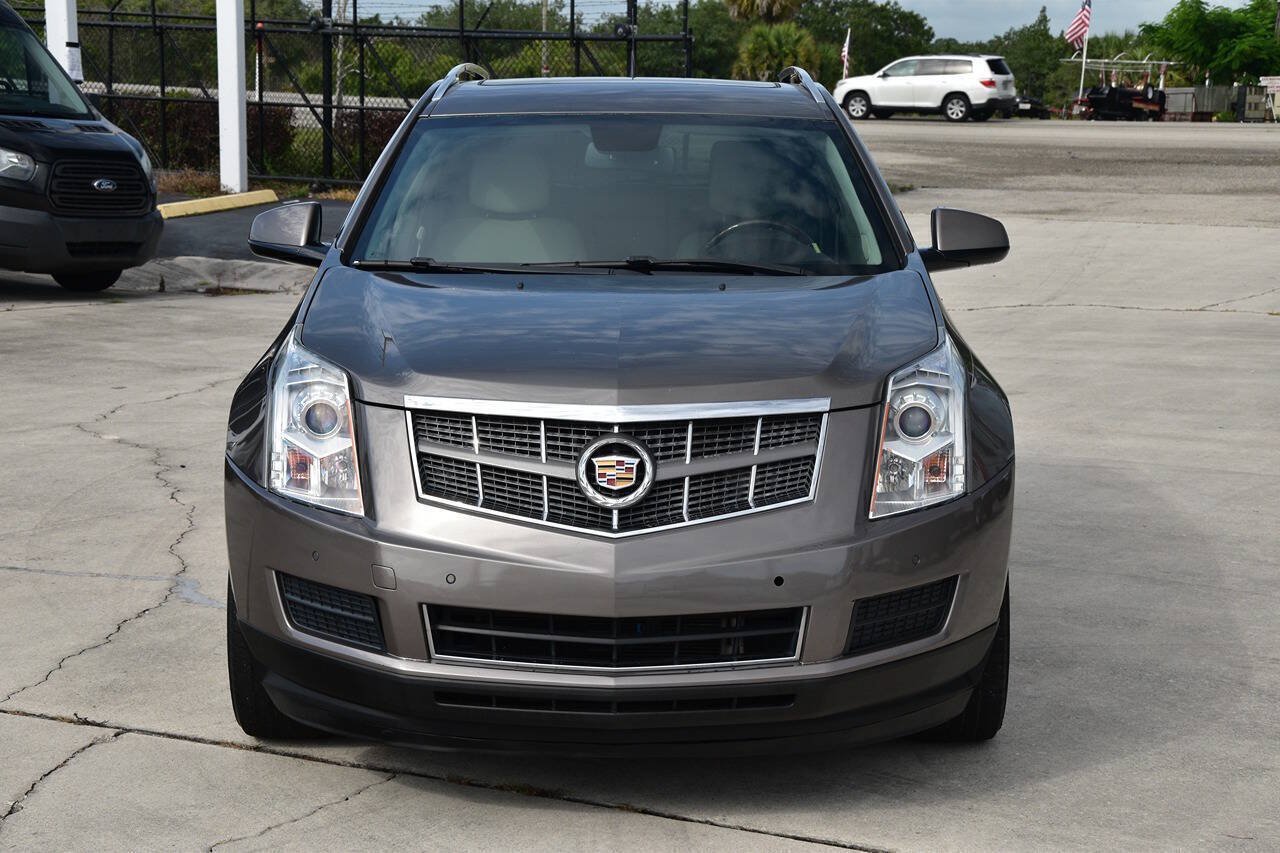 Used 2011 Cadillac SRX Luxury FWD image 2